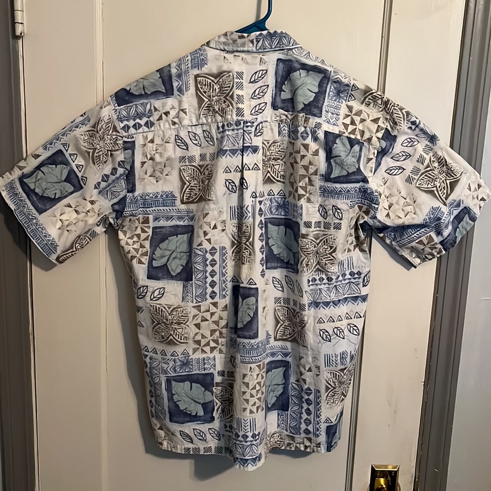 Cookie Street Honolulu Button up - Picture 3 of 4